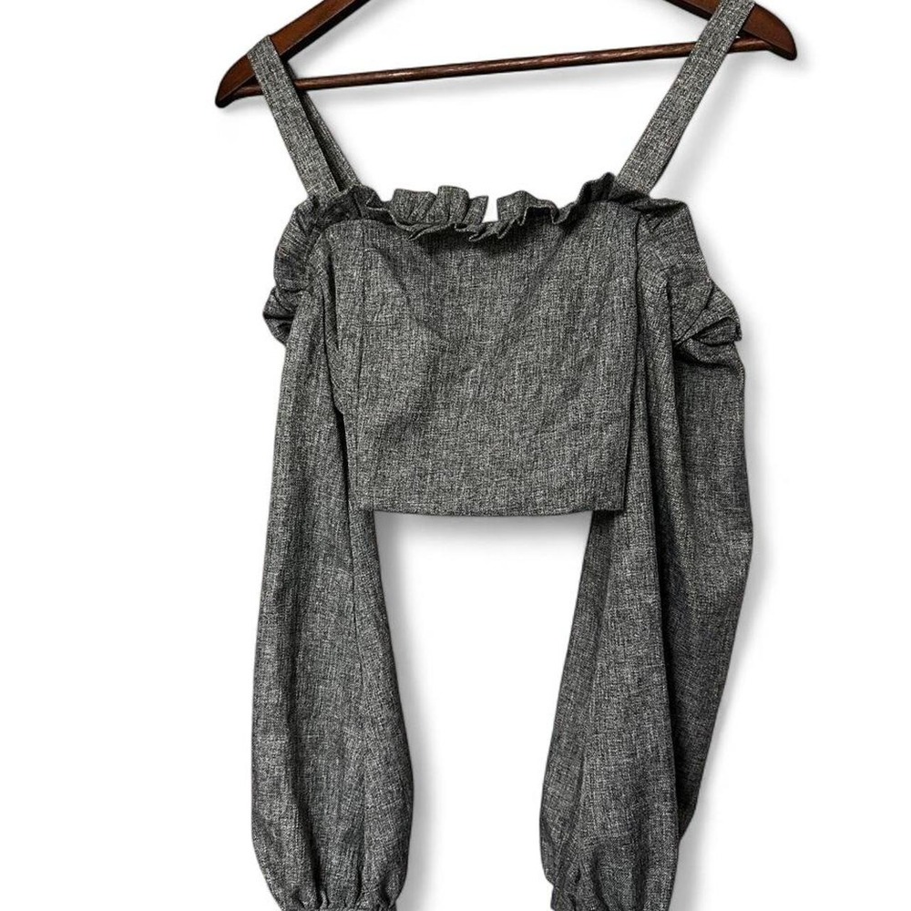 DO+BE Ruffle Off Shoulder Crop Top Grey Heathered Long Sleeve Back Zip Size S